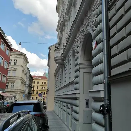 Charles Square Prague Apartment Екстер'єр фото