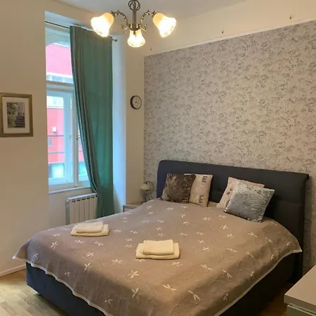 Charles Square Prague Apartment Екстер'єр фото
